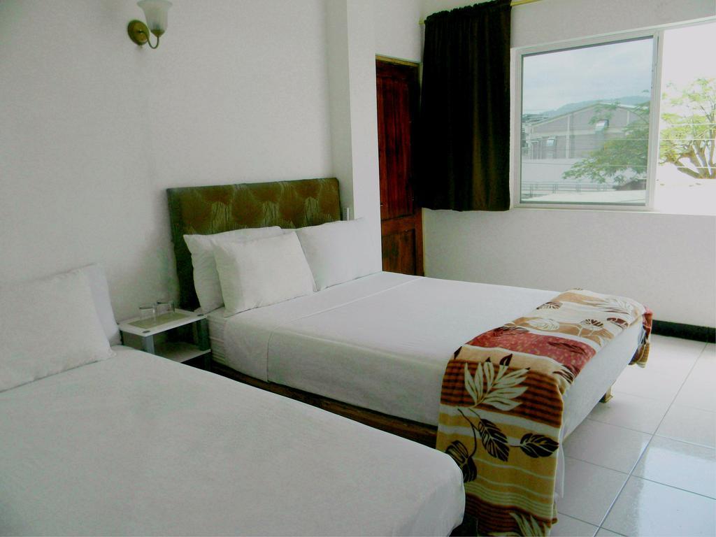 باهيا دو كاراكويز Bahia B&B الغرفة الصورة